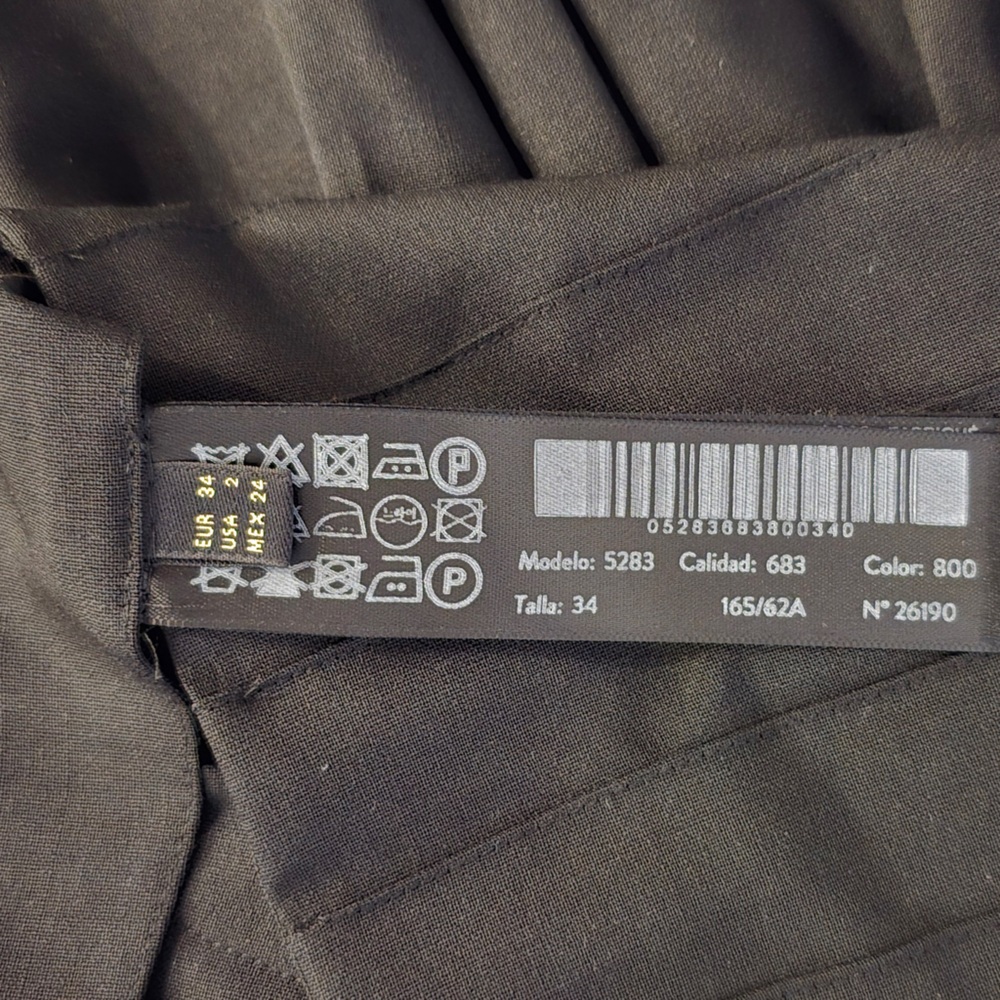 Massimo Dutti Black Pleated Midi Skirt with Yoke & Seam Details Size 34 NWT - Picture 12 of 16